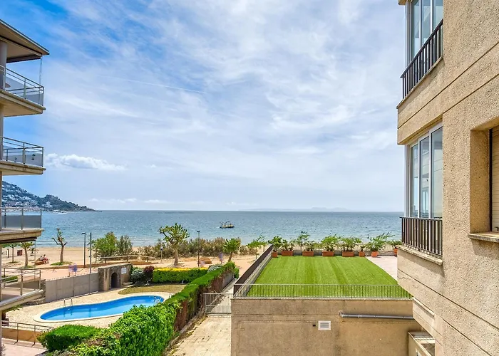 Beautiful Apartment With View